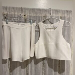 Black Halo White Sanibel 2 Piece Set